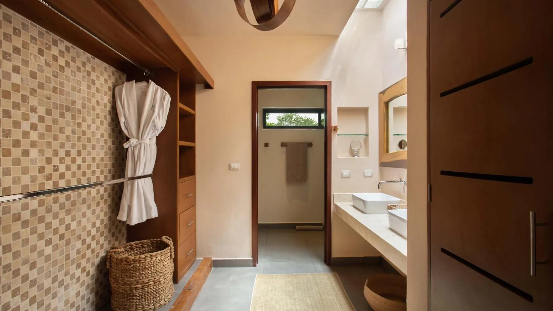 Tulum-Style Retreat 5Br Villa With Pool And Relaxing Jacuzzi