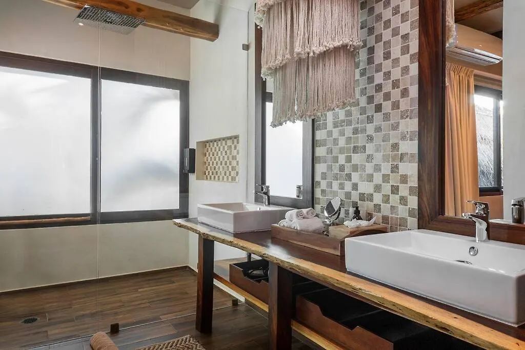 Tulum-Style Retreat 5Br Villa With Pool And Relaxing Jacuzzi  Tulum