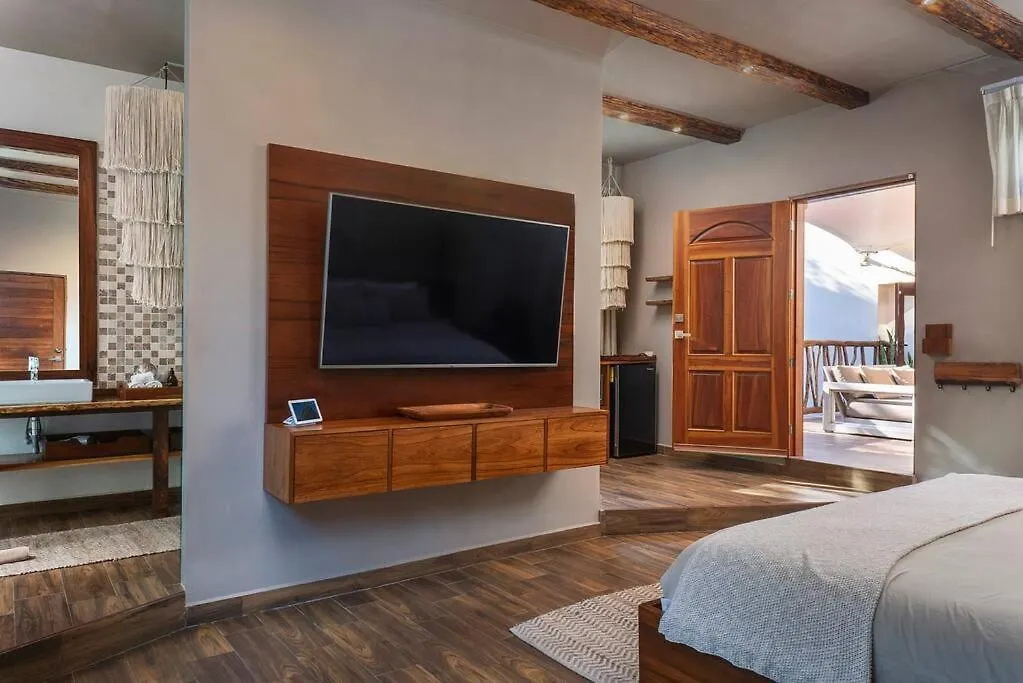 Tulum-Style Retreat 5Br Villa With Pool And Relaxing Jacuzzi